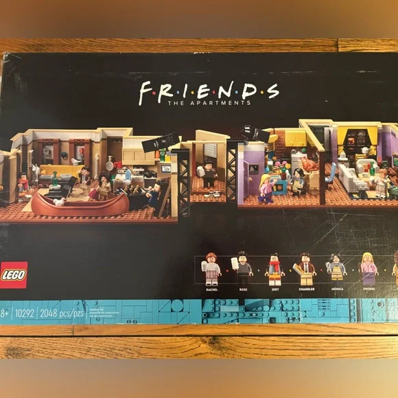 LEGO Friends Apartments Set with Characters - Picture 7 of 7